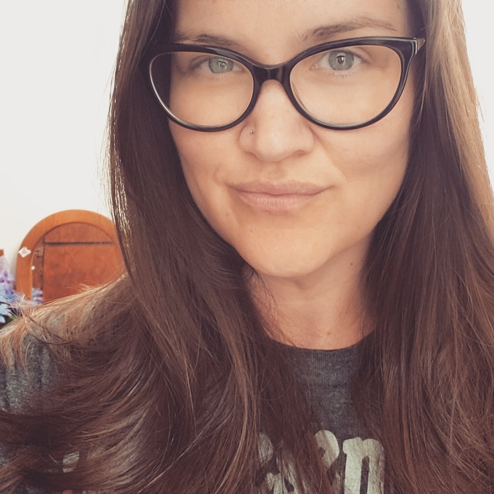 Meet your Posher, Jillian